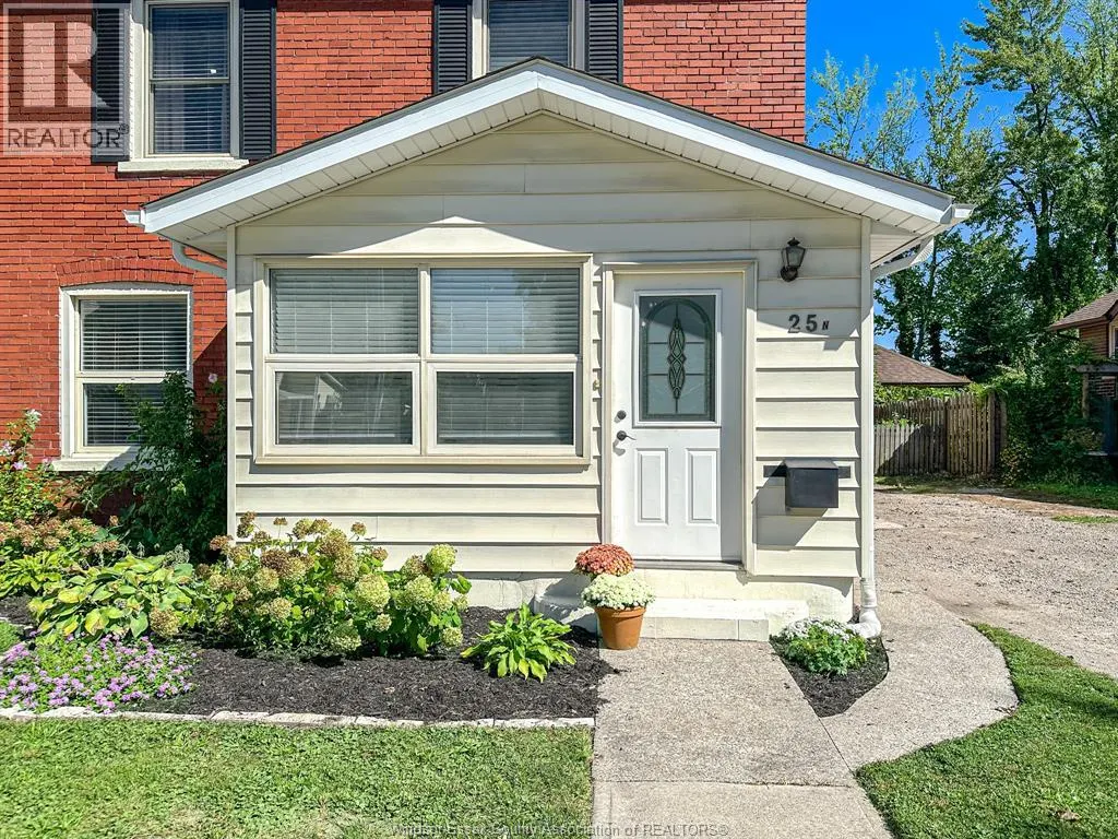 25 ALICE ST N