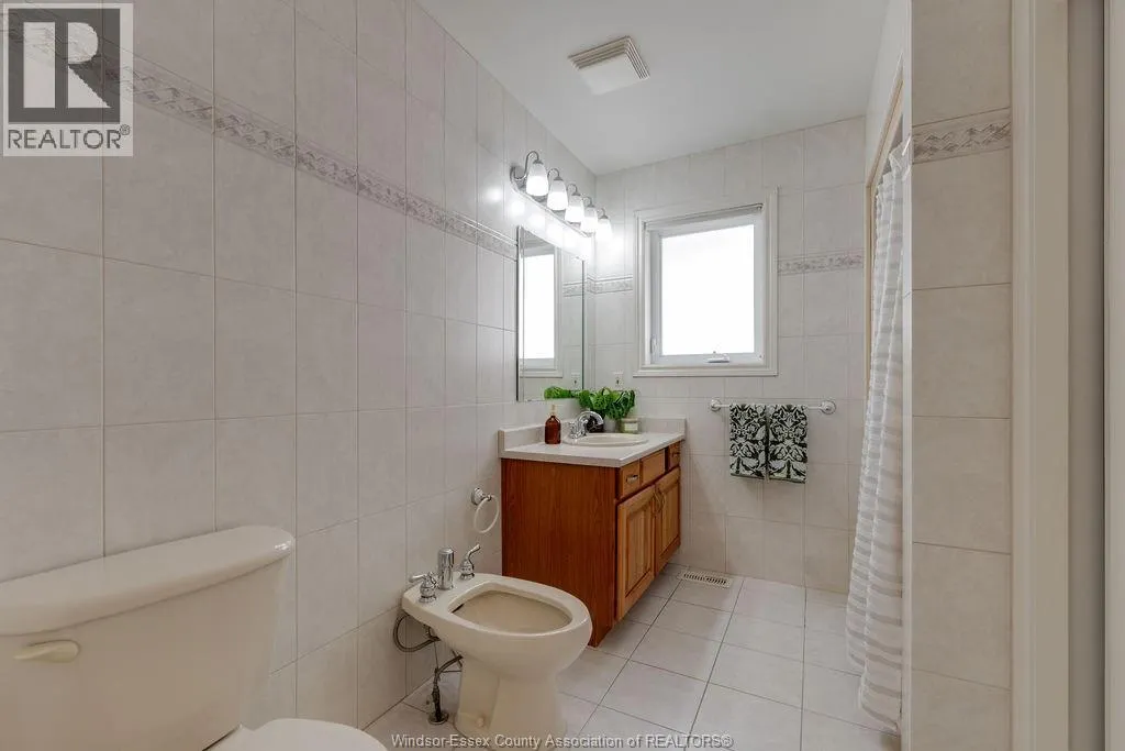 166 BRANTON CRESCENT