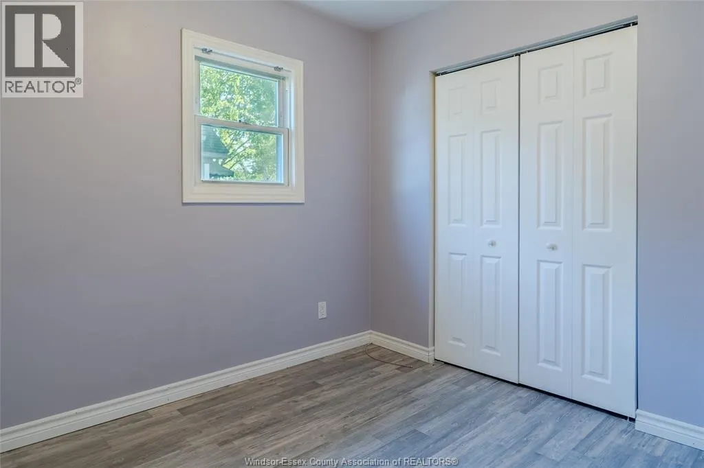 1220 GLIDDEN
