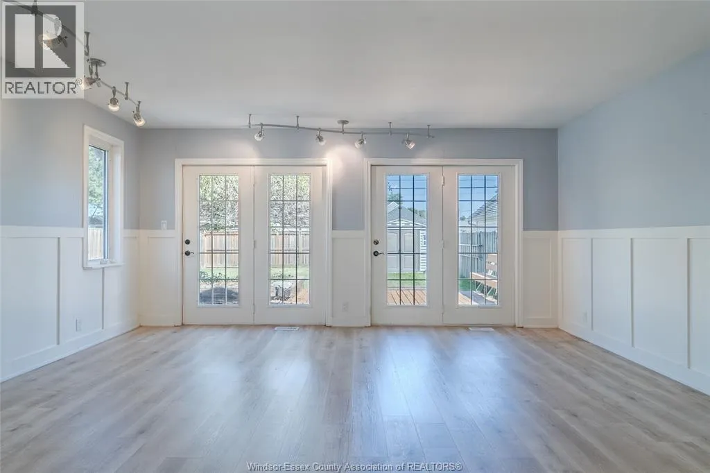 1220 GLIDDEN