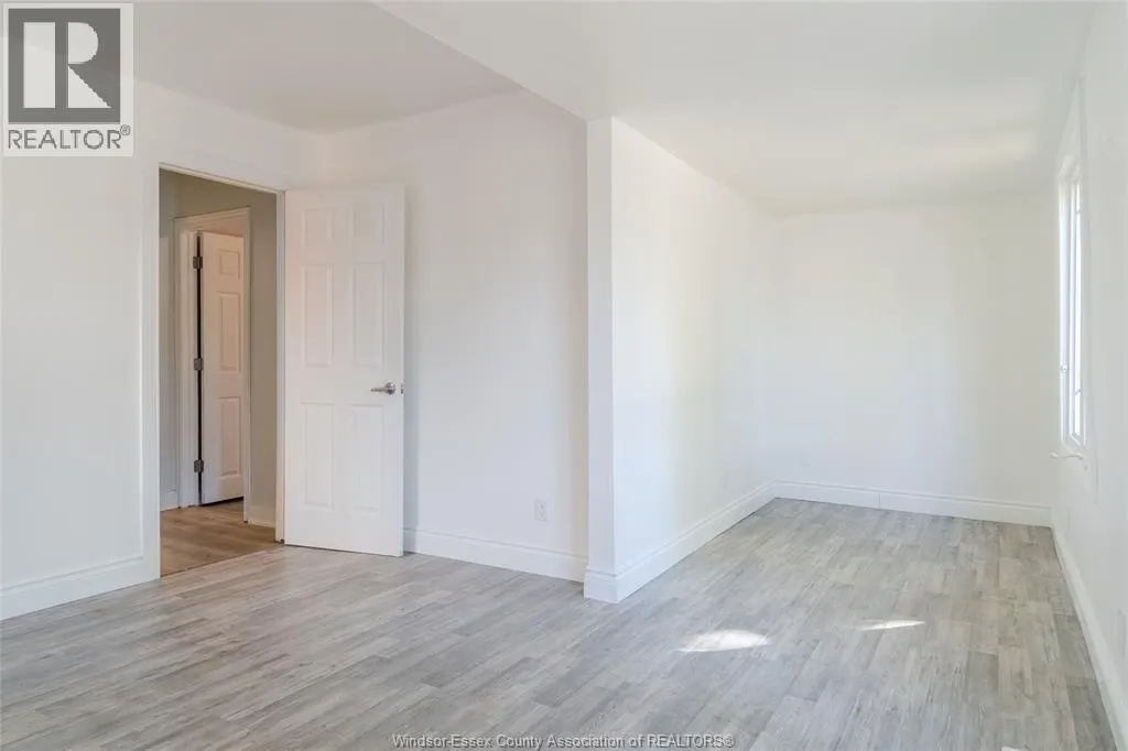 1220 GLIDDEN
