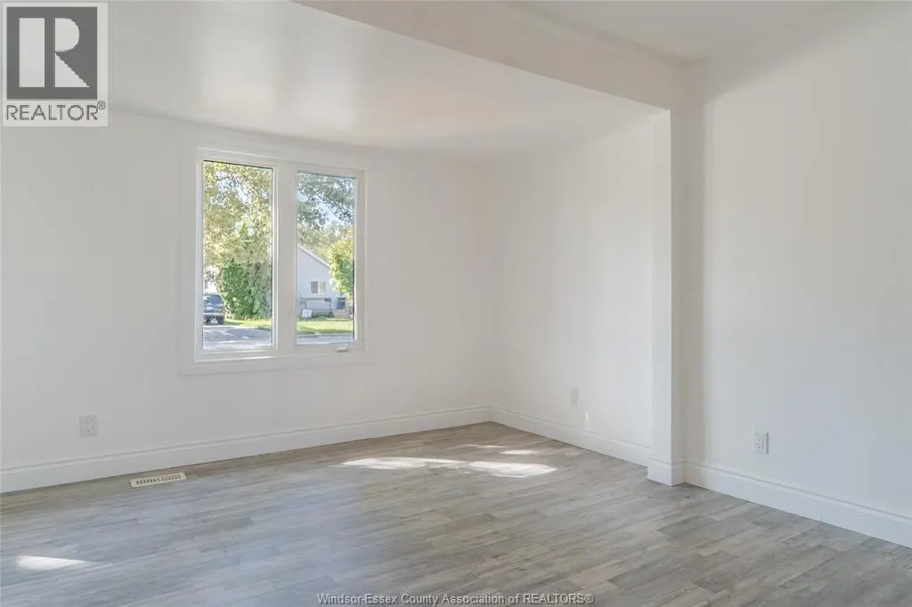 1220 GLIDDEN