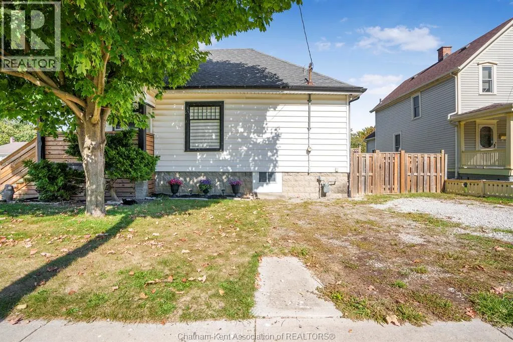 58 Forest STREET