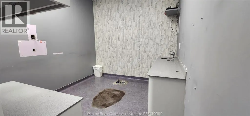2825-2885 LAUZON PARKWAY Unit# 203