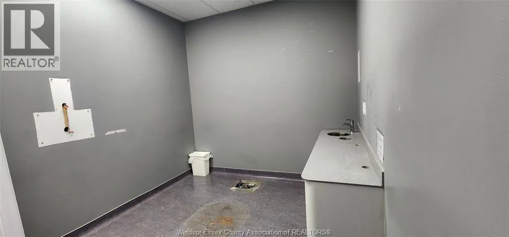 2825-2885 LAUZON PARKWAY Unit# 203