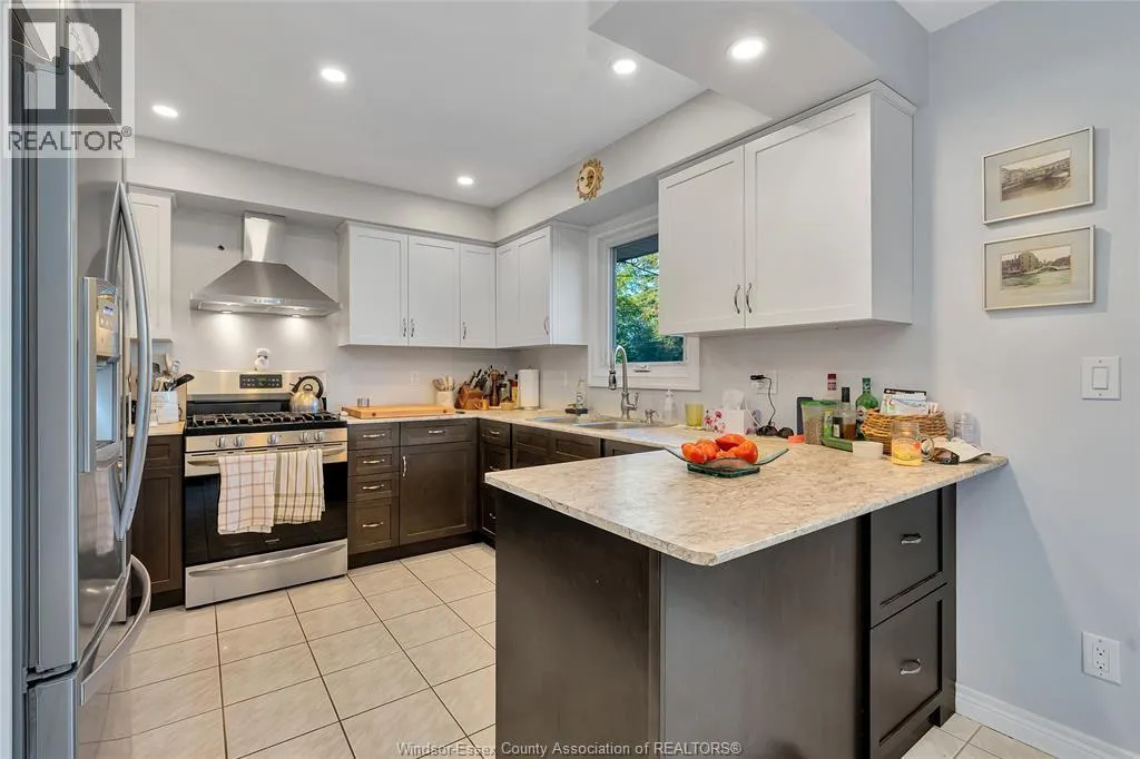 16 LONGFELLOW LANE