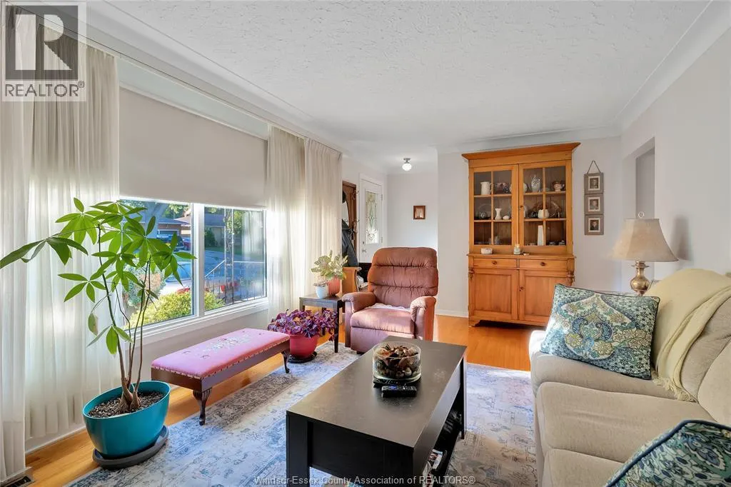 16 LONGFELLOW LANE