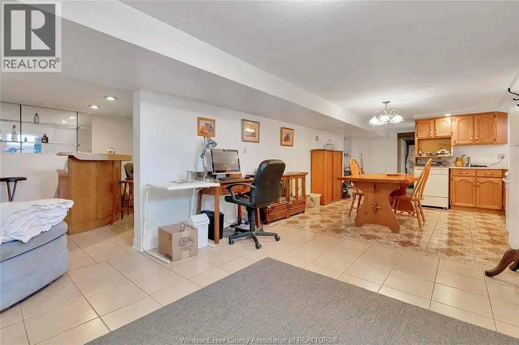 16 LONGFELLOW LANE