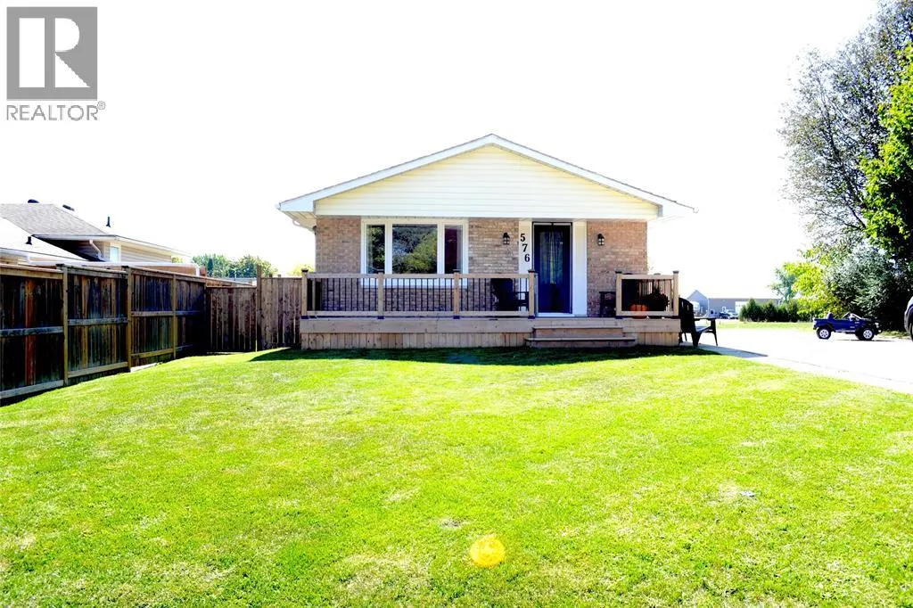 576 FRONT STREET