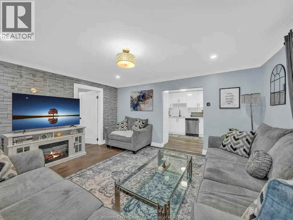 615 BENSETTE STREET