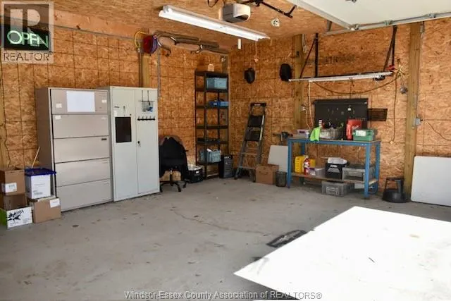 14 Azar AVENUE