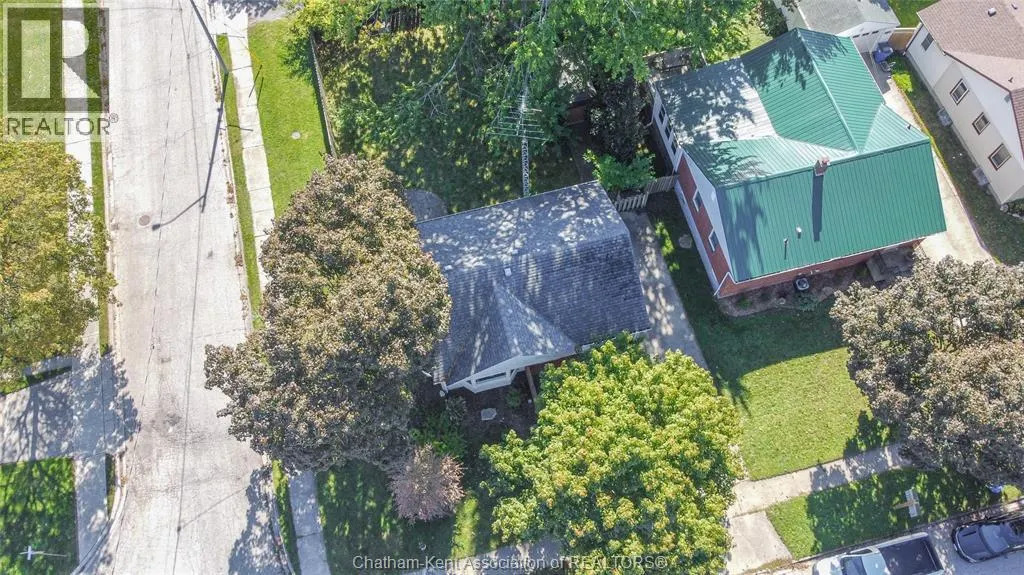 122 EUGENIE STREET