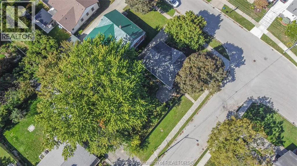122 EUGENIE STREET