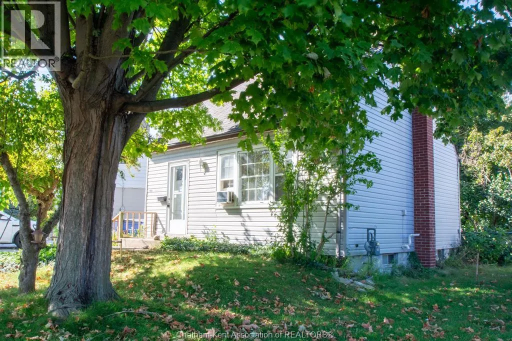 149 Tweedsmuir AVENUE West