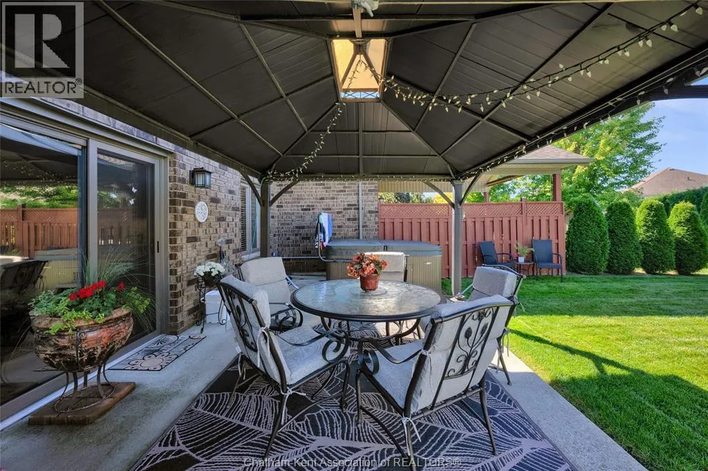53 Veranda COURT