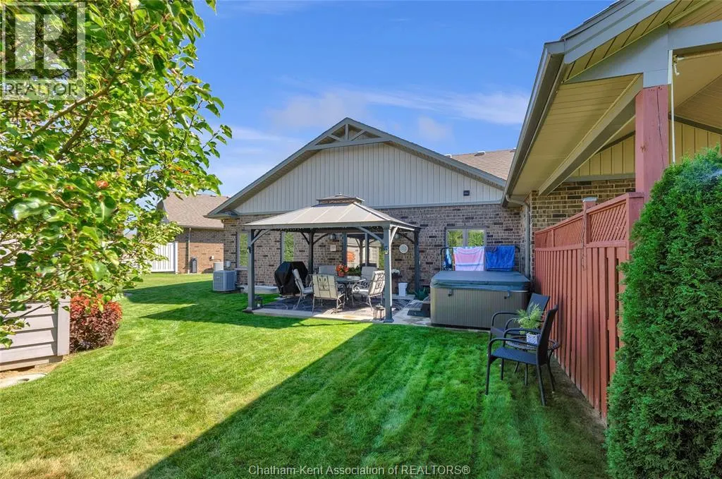 53 Veranda COURT