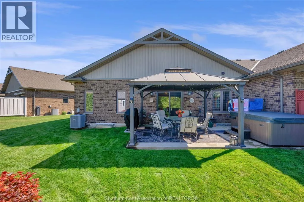 53 Veranda COURT