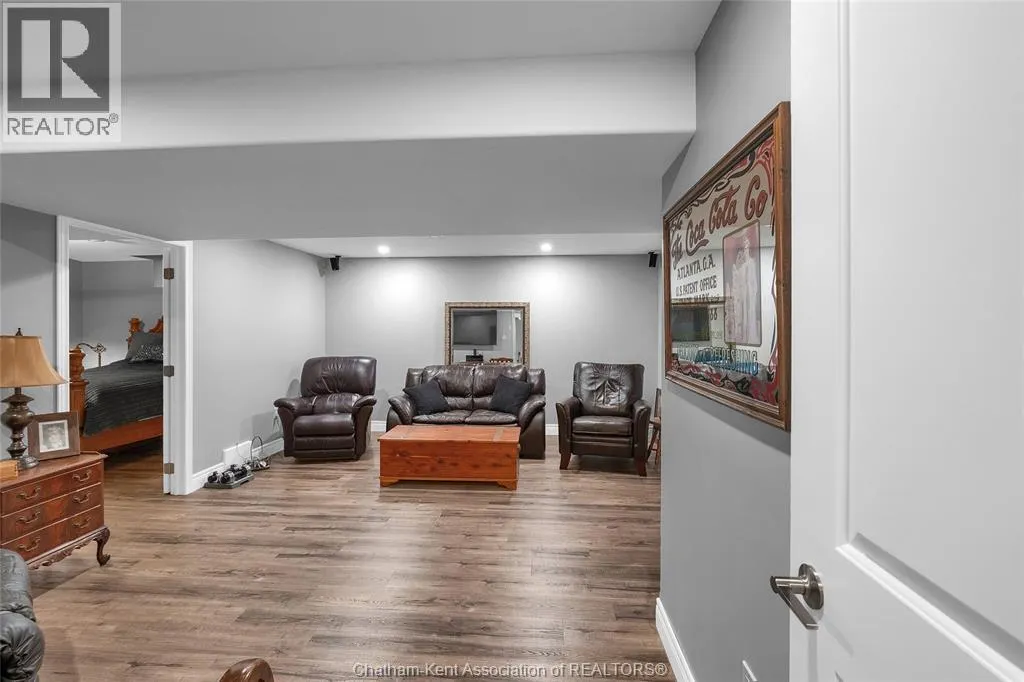 53 Veranda COURT
