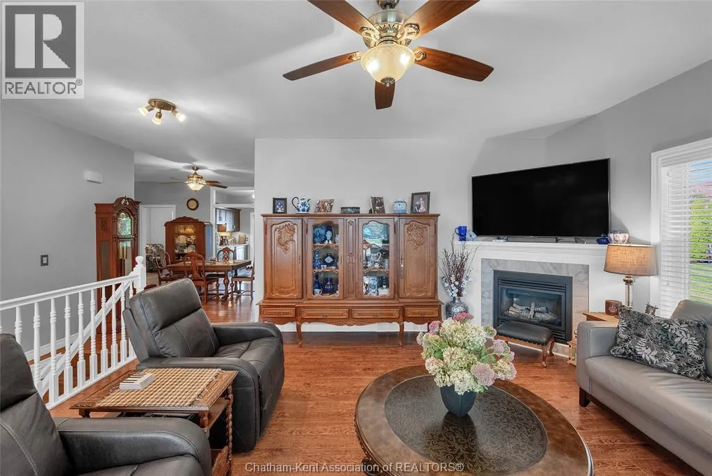53 Veranda COURT