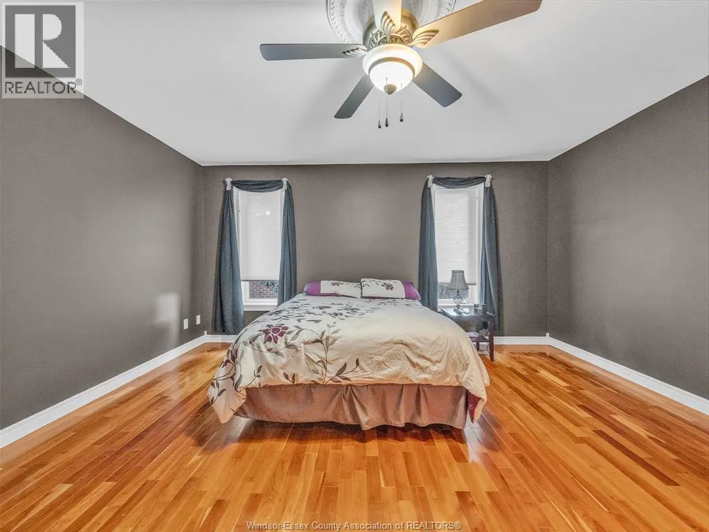 1627 Whitewood