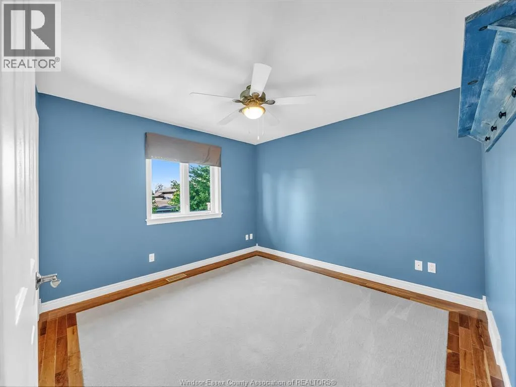 1627 Whitewood