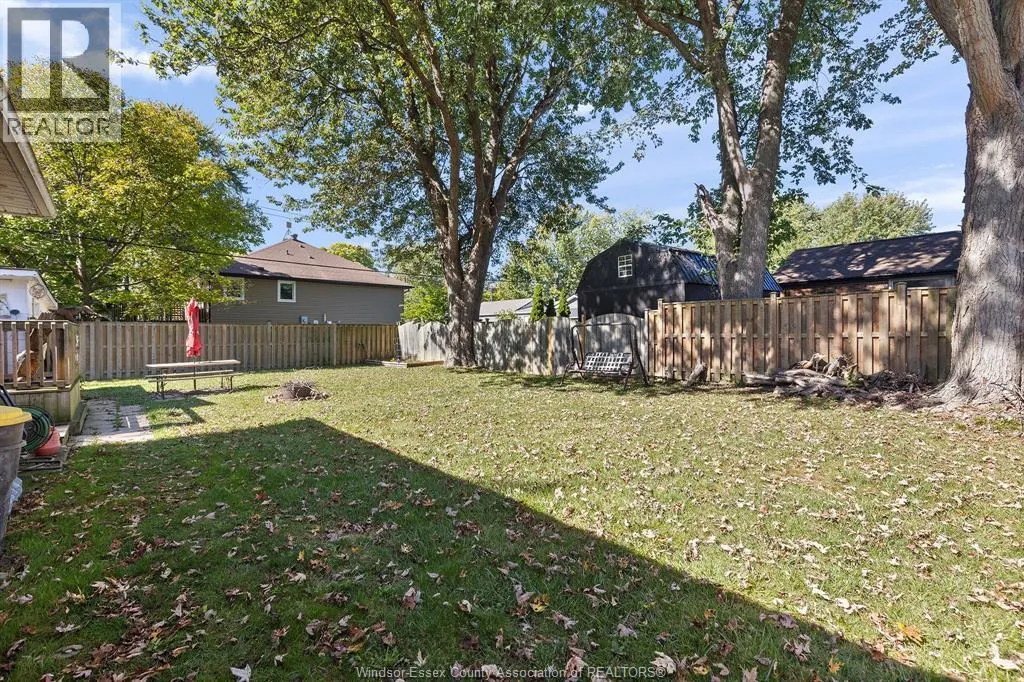 123 CRYSTAL LANE