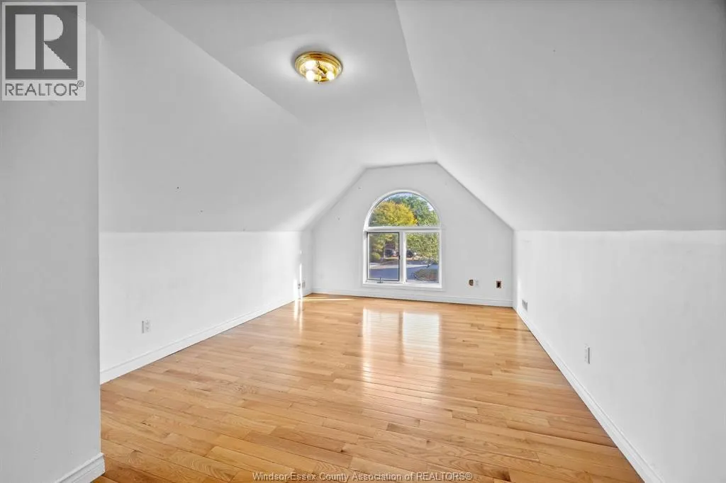 4478 VILLA PARADISO