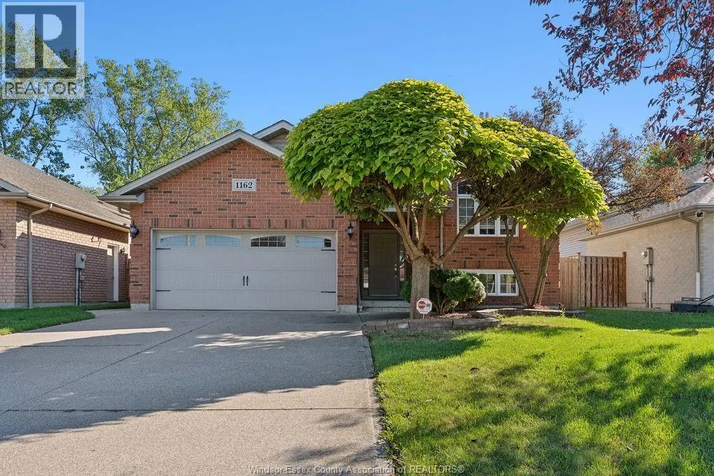1162 BANWELL ROAD
