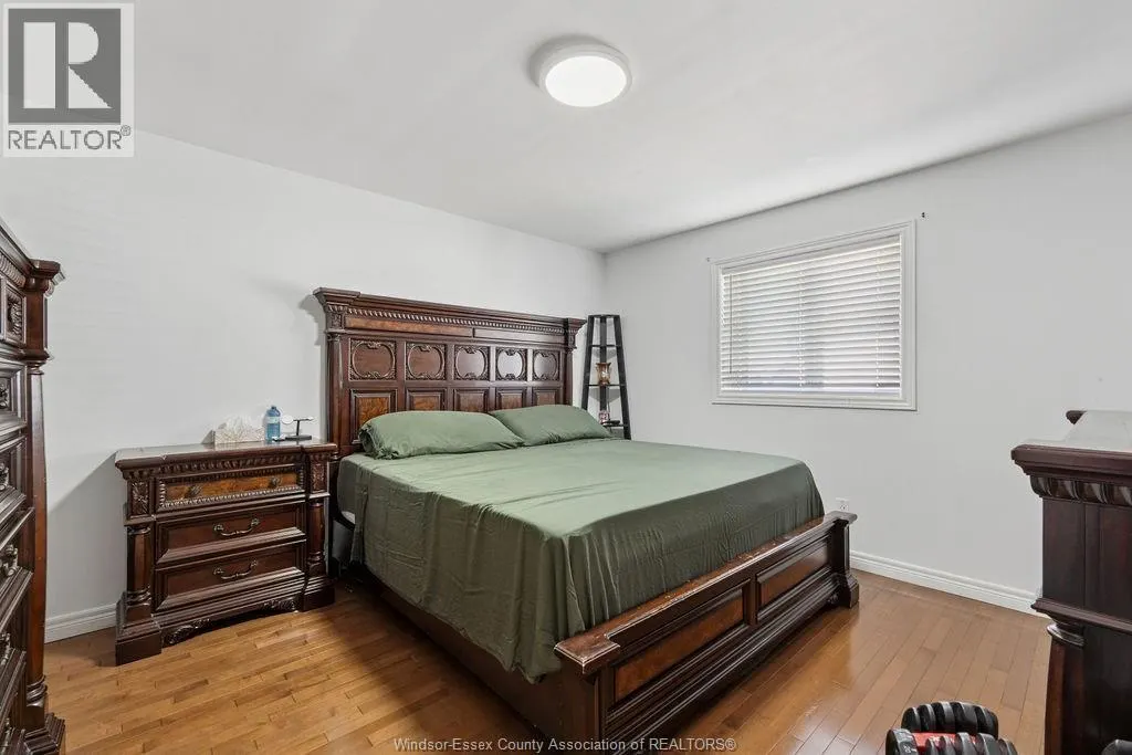 1162 BANWELL ROAD