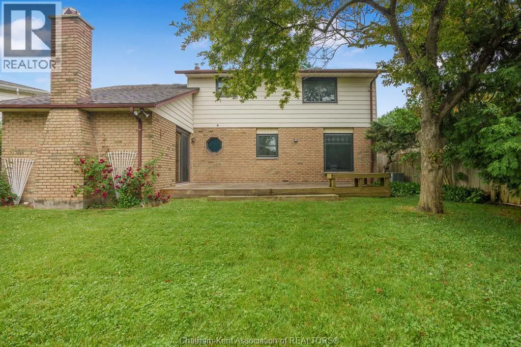 44 Pamela CRESCENT
