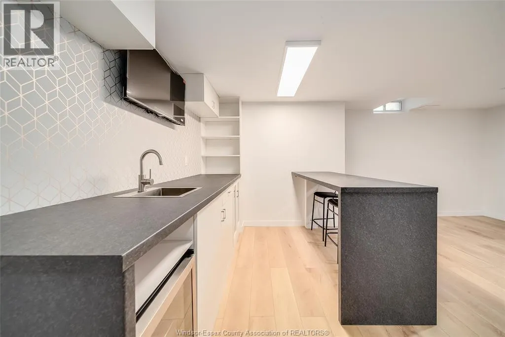 9482 RYERSON