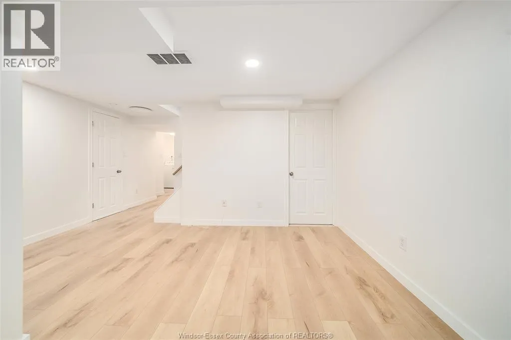 9482 RYERSON