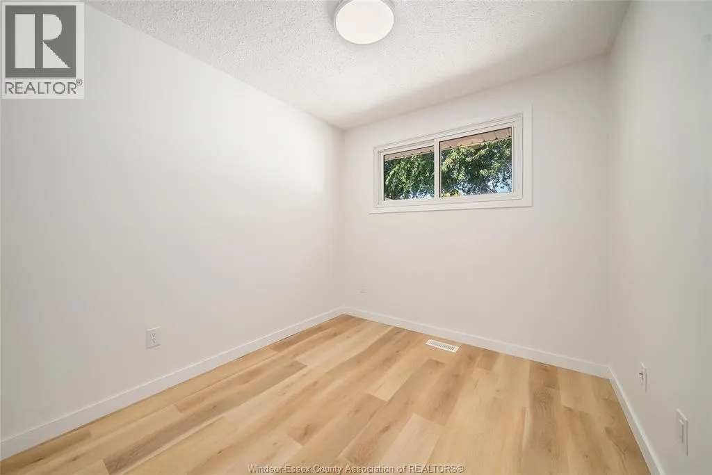 9482 RYERSON