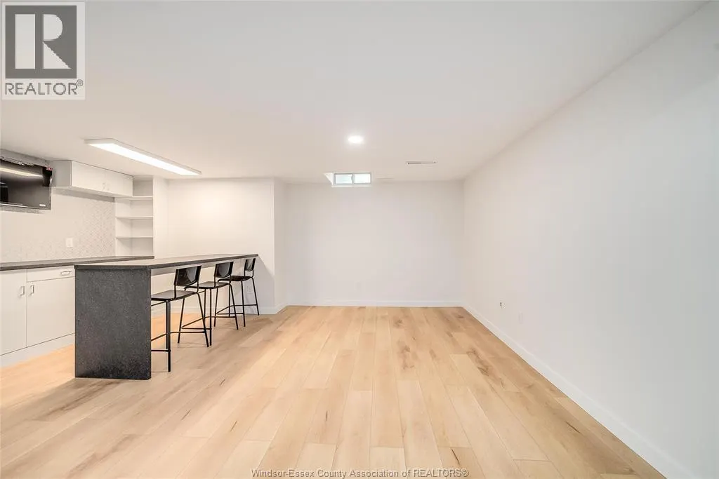 9482 RYERSON