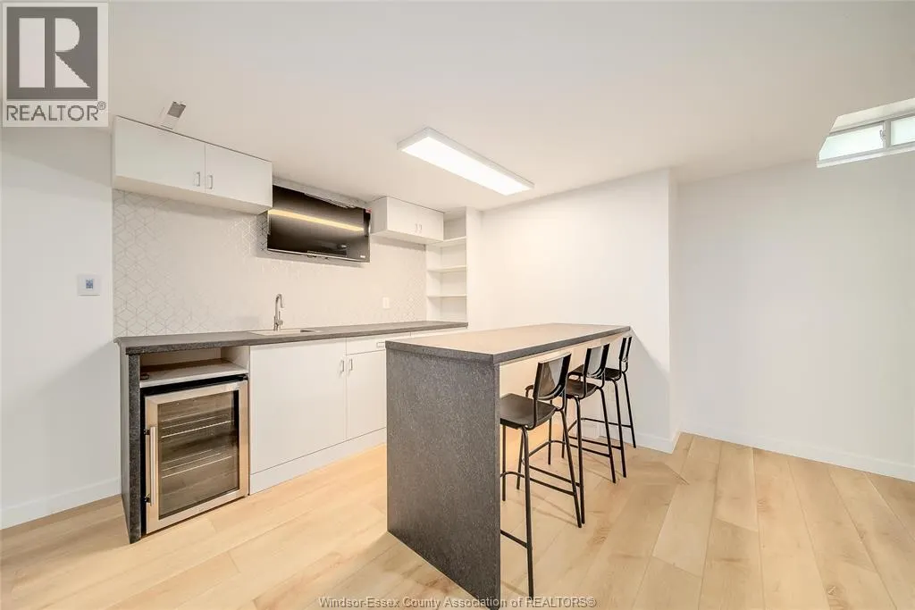 9482 RYERSON