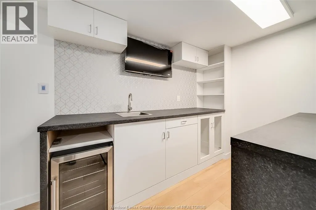 9482 RYERSON