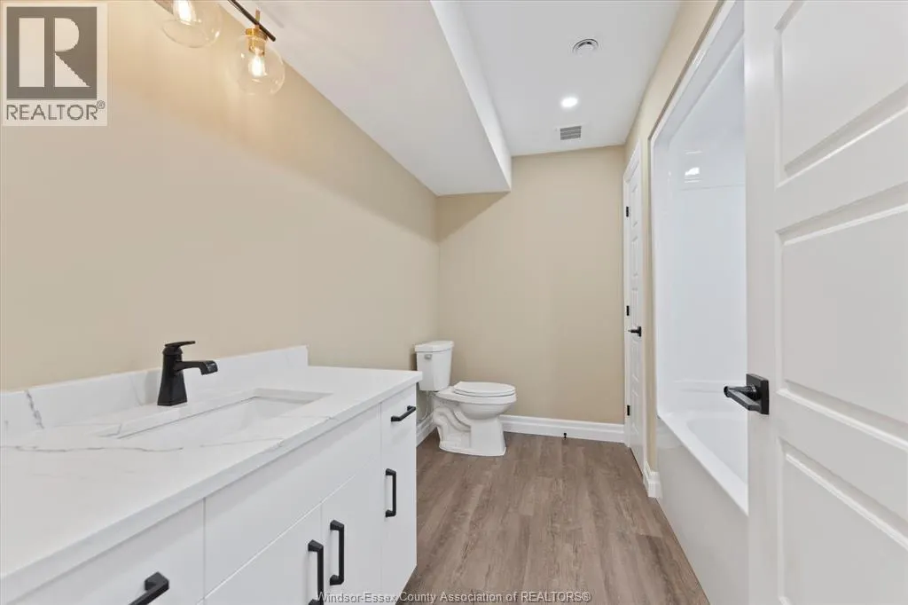 73 Belleview DRIVE