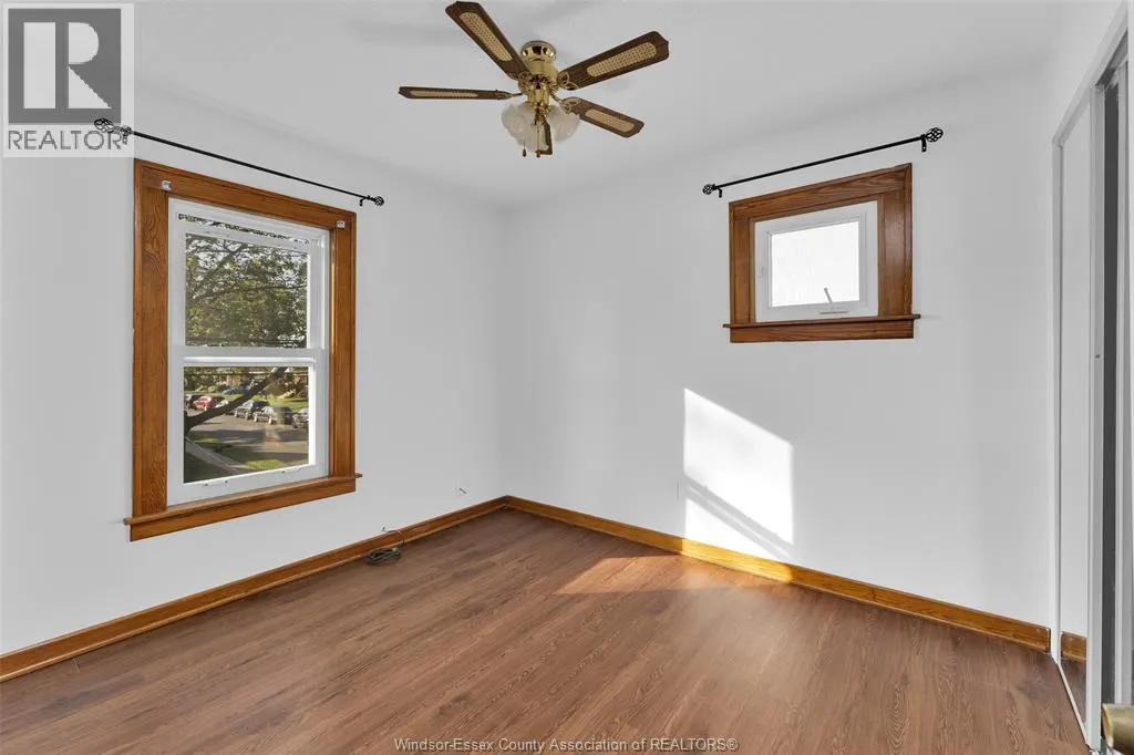 707-715 GILES BOULEVARD East