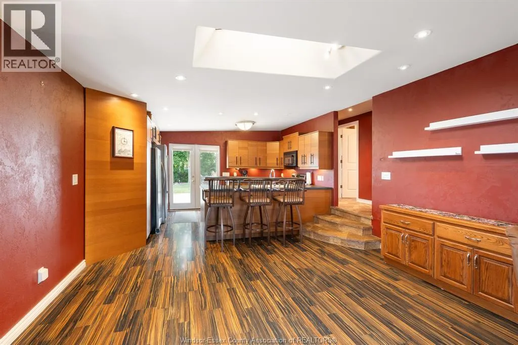 66 Parkside DRIVE