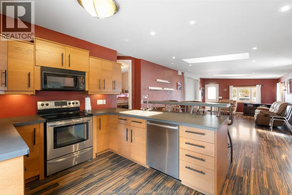 66 Parkside DRIVE