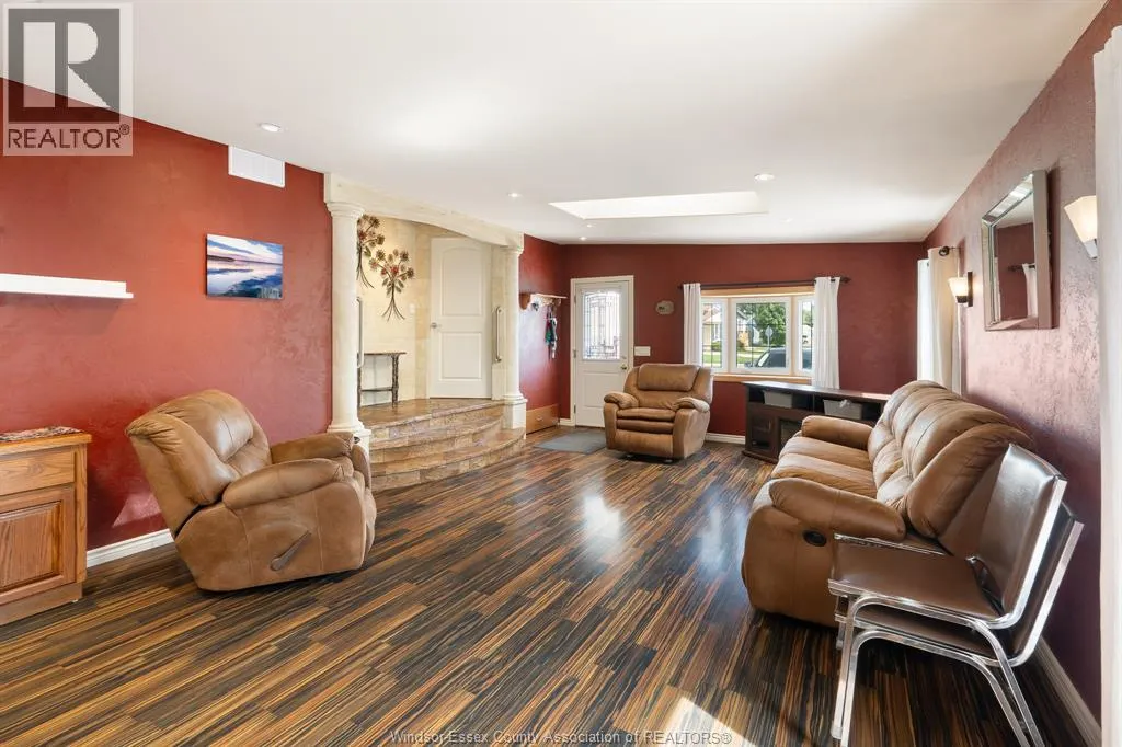 66 Parkside DRIVE