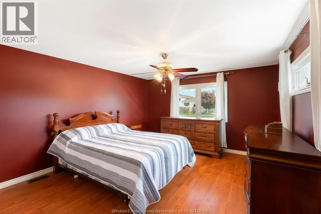 66 Parkside DRIVE