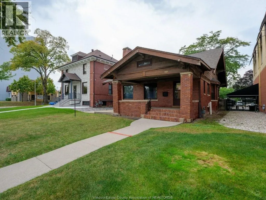 1279 Ouellette AVENUE