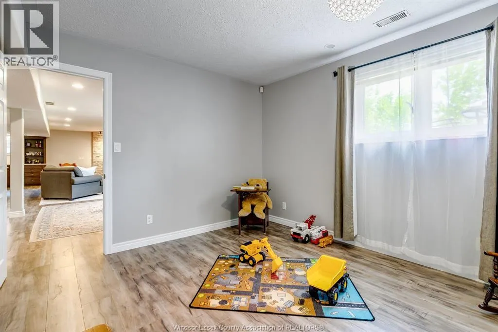 171 Sturgeon Meadows
