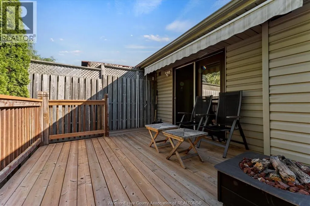 4225 Old West