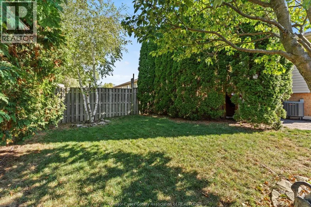 4225 Old West