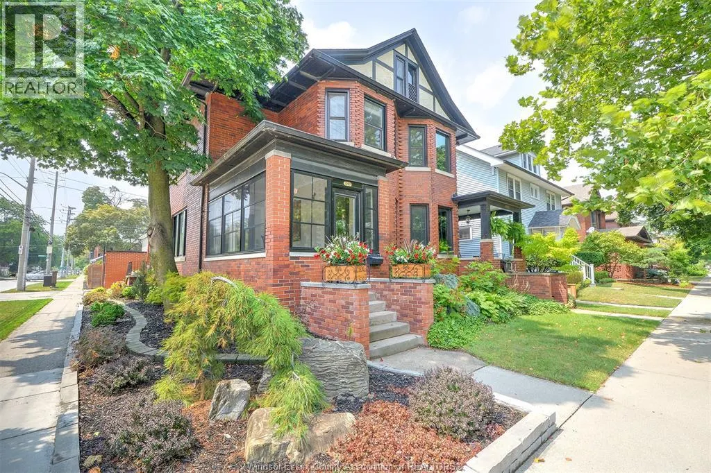1097 CHILVER ROAD