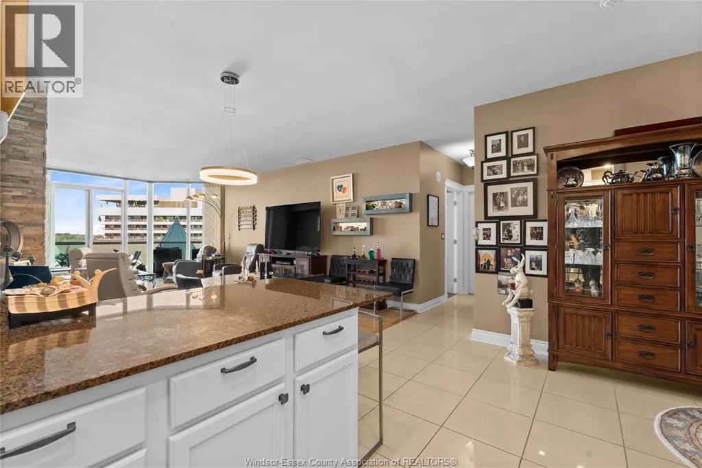 5055 RIVERSIDE DRIVE East Unit# 602