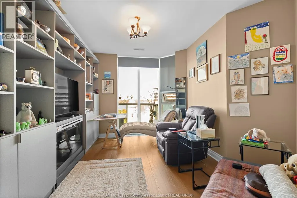 5055 RIVERSIDE DRIVE East Unit# 602