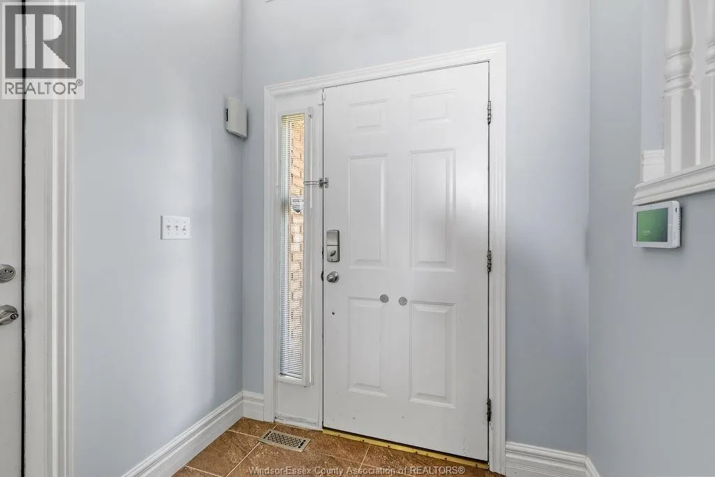 707 SARAH COURT Unit# UPPER